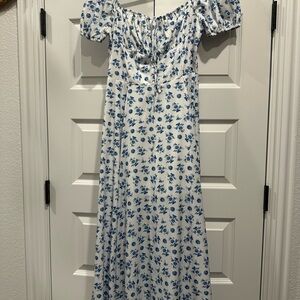 Elegant Blue Floral Maxi Dress